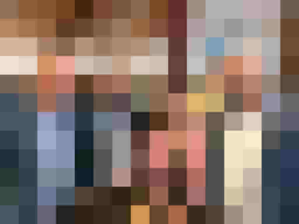 Infoabend zum Wohnbauprojekt Thumersbach mit interessierten Teilnehmern und Veranstaltern.