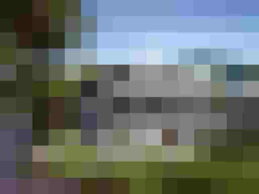 Moderne Eigentumswohnungen in ruhiger Lage mit Blick auf die Berge und gepflegtem Garten.