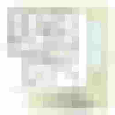 Hausgrundriss mit Wohn- und Kochbereich sowie mehreren Schlafzimmern und Terrasse.