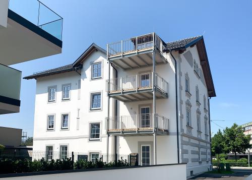 Großzügige Altbauwohnung in hervorragender Lage in Salzburg-Itzling