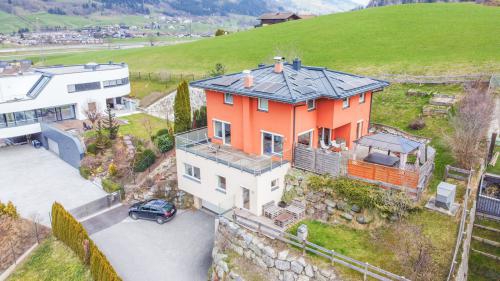 Modernes Einfamilienhaus mit Einliegerwohnung in sonniger Lage in Bruck