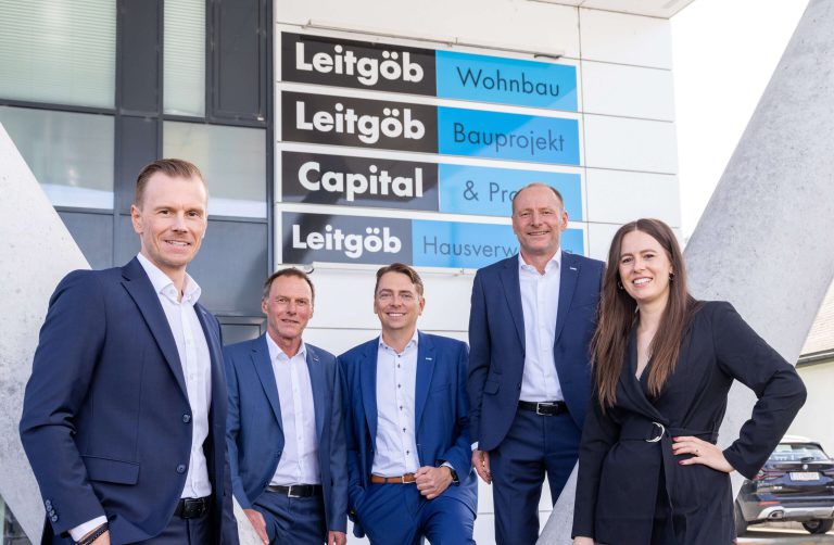 Die Leitgöb Wohnbau Geschäftsleitung vlnr.: Stefan Leitgöb, Michael Leitgöb, Philipp Konrad, Günther Leitgöb, Isabella Nindl-Leitgöb