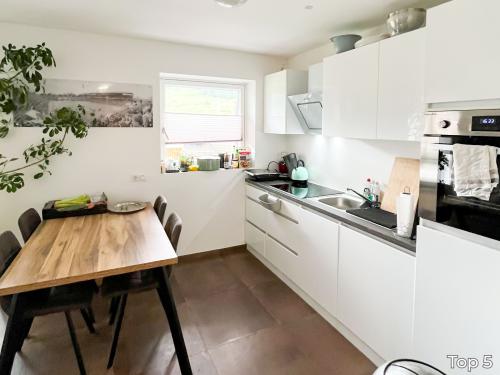 Kernsanierte Dachgeschosswohnung – ideal für Starter & Anleger