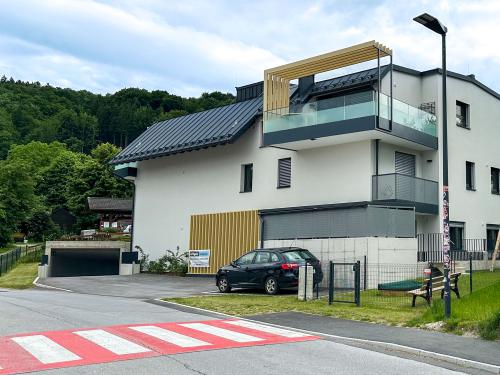 Tiefgaragenplätze zu vermieten/verkaufen – Münsterholzstraße Mattsee
