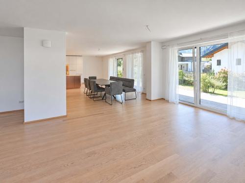 Neuwertige Gartenwohnung in Flachau